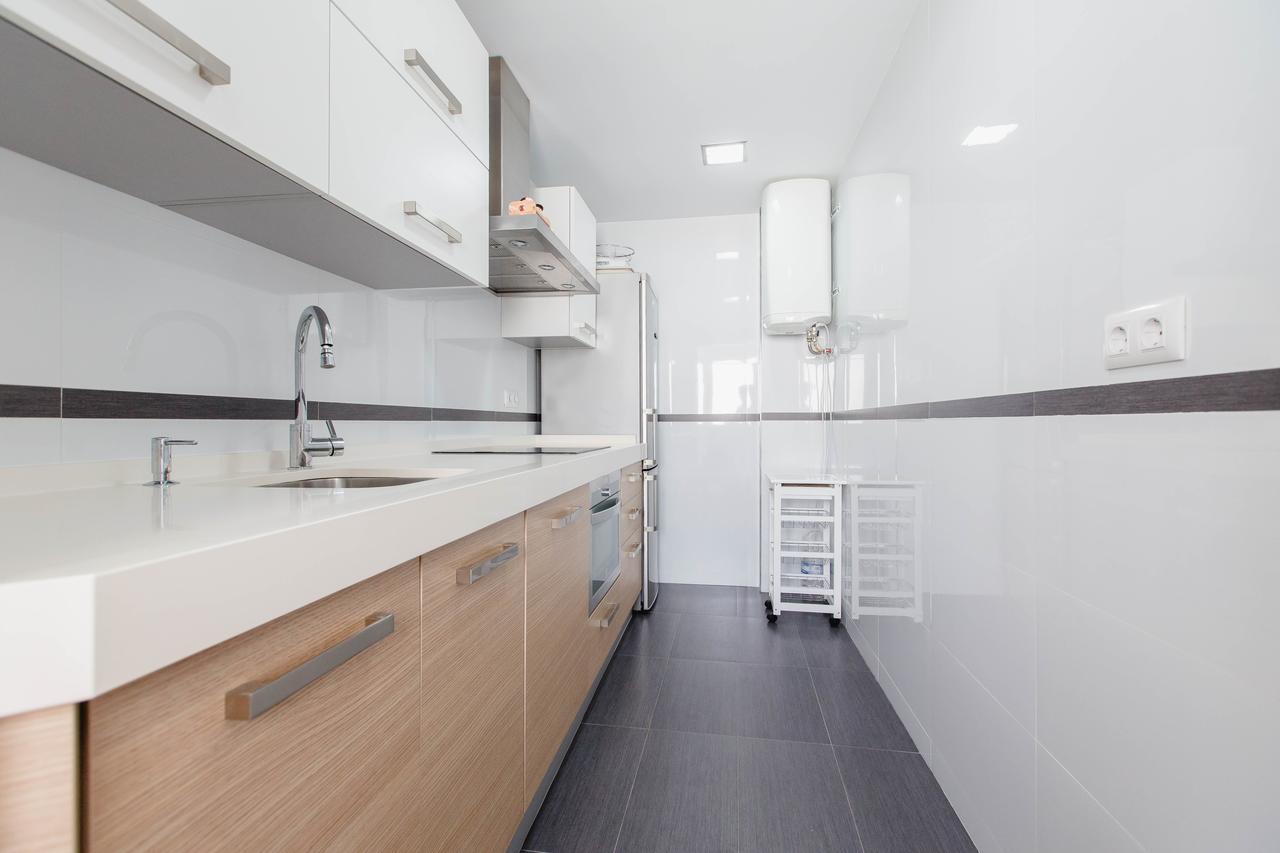 Apartamento A Un Pasito Del Mercado Cadiz Luaran gambar
