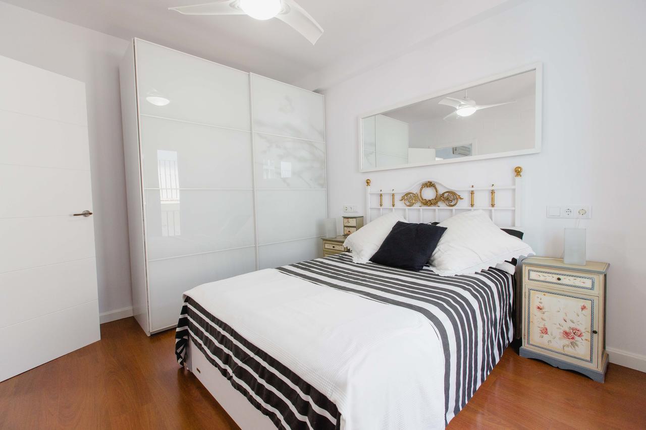 Apartamento A Un Pasito Del Mercado Cadiz Luaran gambar