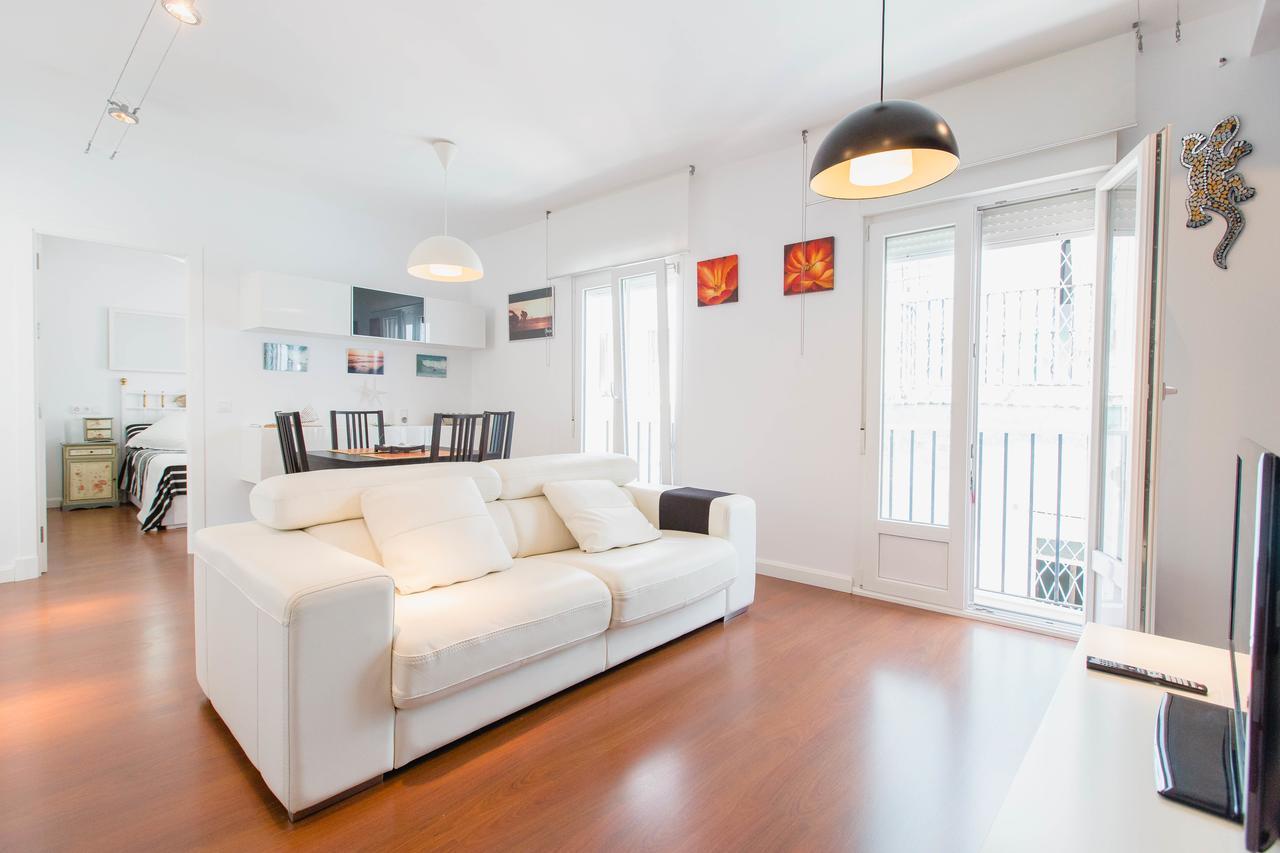 Apartamento A Un Pasito Del Mercado Cadiz Luaran gambar