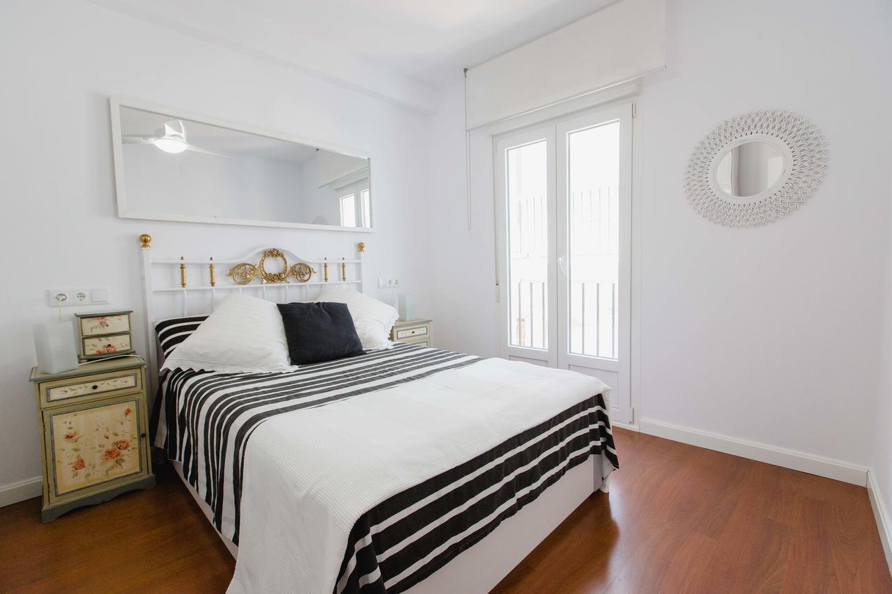 Apartamento A Un Pasito Del Mercado Cadiz Luaran gambar