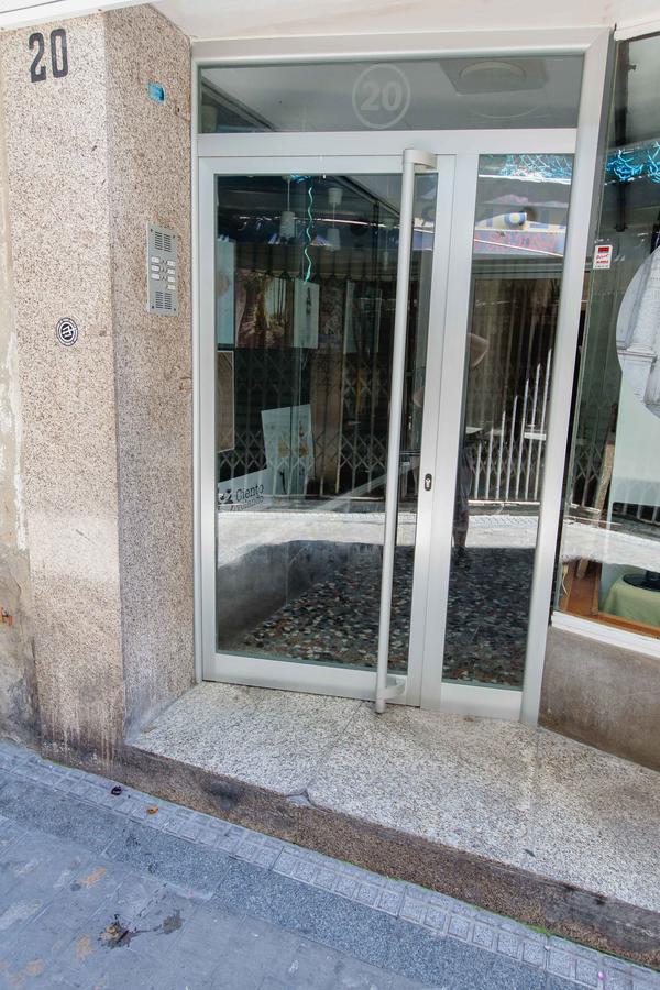 Apartamento A Un Pasito Del Mercado Cadiz Luaran gambar